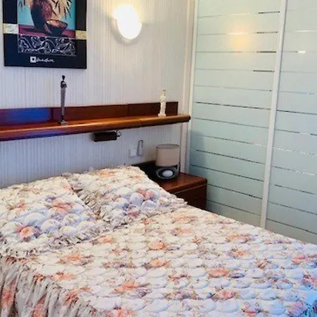 F2 Avec Terrasse, Parking, Et Wifi - A 600m Des Thermes D'amelie-les-bains - Fr-1-703-129