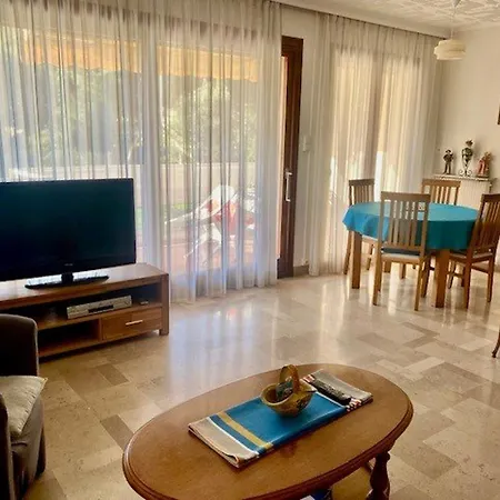 F2 Avec Terrasse, Parking, Et Wifi - A 600m Des Thermes D'amelie-les-bains - Fr-1-703-129 *